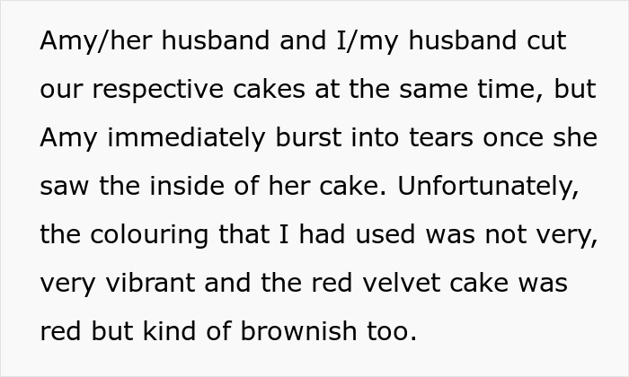 Cutting gender reveal cakes with disappointing red velvet color Cutting gender reveal cakes with disappointing red velvet color