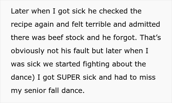 18YO Refuses To Have Dad Walk Her On Senior Night After He Held A Grudge Over One Stupid Argument 18YO Refuses To Have Dad Walk Her On Senior Night After He Held A Grudge Over One Stupid Argument