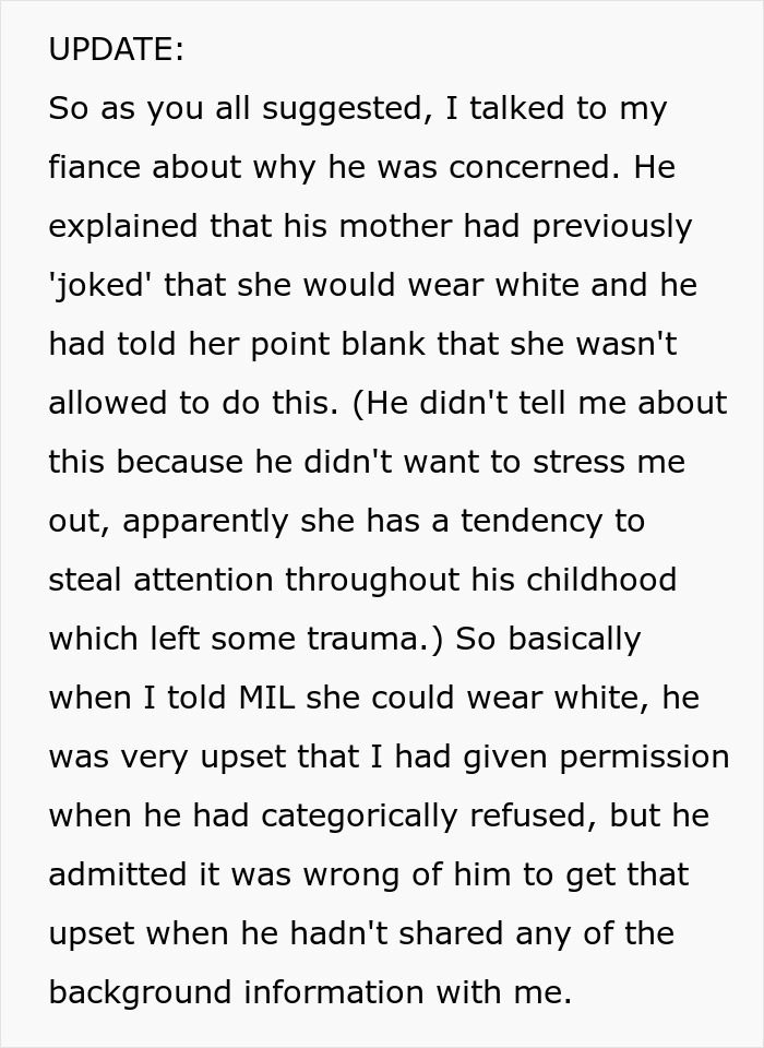 Woman Confused About Fiancé's Reaction To His Mom’s Dress For Their Wedding, He Comes To Explain Woman Confused About Fiancé's Reaction To His Mom’s Dress For Their Wedding, He Comes To Explain