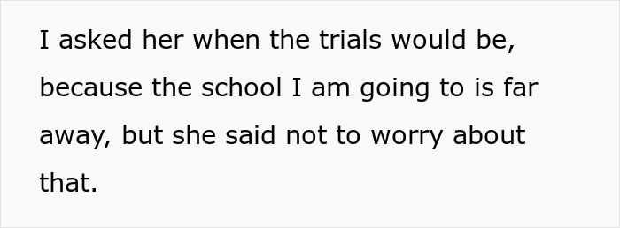 18YO Refuses To Have Dad Walk Her On Senior Night After He Held A Grudge Over One Stupid Argument 18YO Refuses To Have Dad Walk Her On Senior Night After He Held A Grudge Over One Stupid Argument