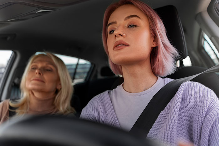 Guy Ghosts GF For 3 Years, His Mom Attacks Her As She Refuses To Take Her "Baby Boy" Back Guy Ghosts GF For 3 Years, His Mom Attacks Her As She Refuses To Take Her "Baby Boy" Back