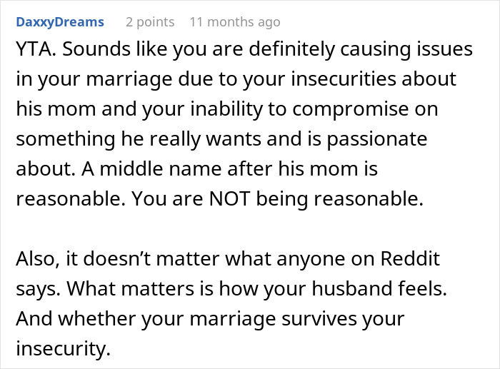 A Reddit comment suggesting a wife's insecurities are causing issues in her marriage with her husband and his mom.
