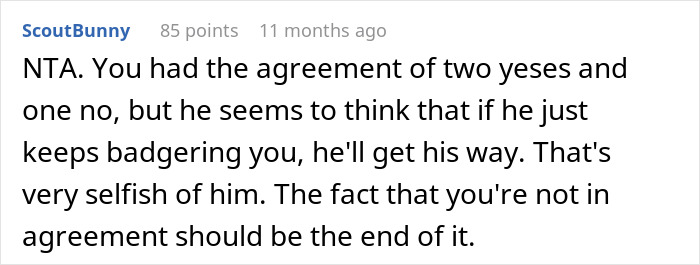 A Reddit comment about a husband wanting to honor his mom, and the wife feeling unhonored.