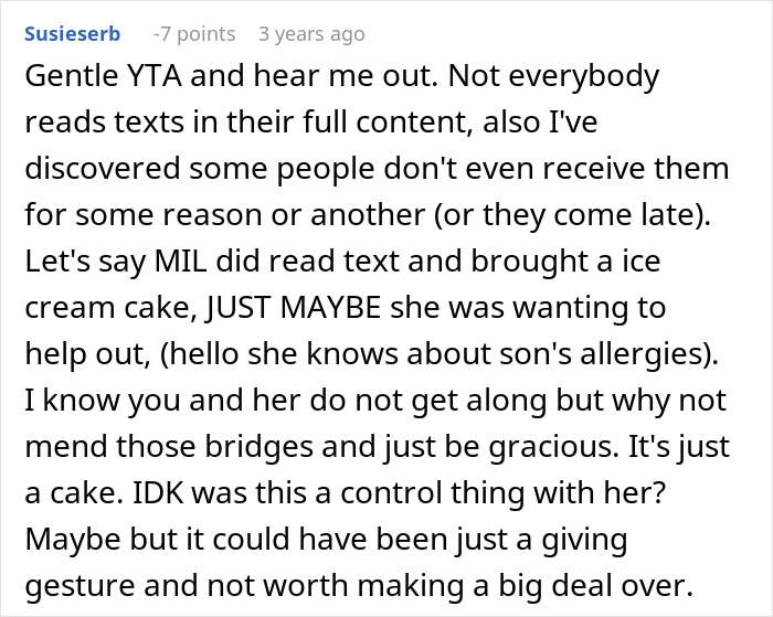 Reddit comment suggesting MIL brought ice cream cake to help despite conflicts