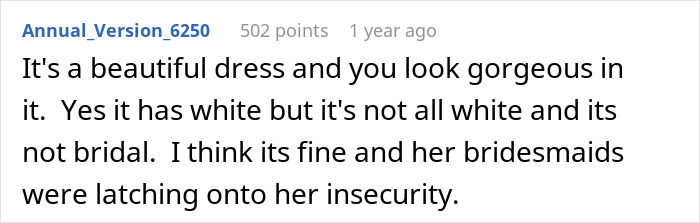 Screenshot of a comment praising a woman's wedding attire, saying it's a beautiful dress and not bridal. Screenshot of a comment praising a woman's wedding attire, saying it's a beautiful dress and not bridal.