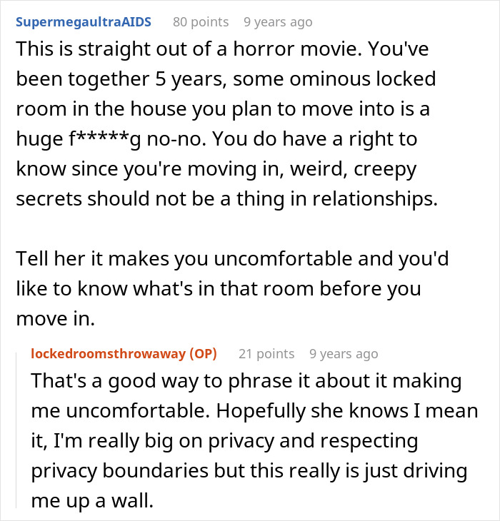 Screenshot of online comment comparing locked room to a horror movie scenario and advice on discussing it Screenshot of online comment comparing locked room to a horror movie scenario and advice on discussing it