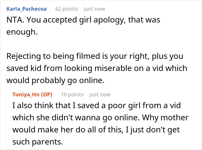 Entitled Mom Stages Daughter's Apology To Neighbor For Social Media, Livid As He Refuses To Be In It Entitled Mom Stages Daughter's Apology To Neighbor For Social Media, Livid As He Refuses To Be In It
