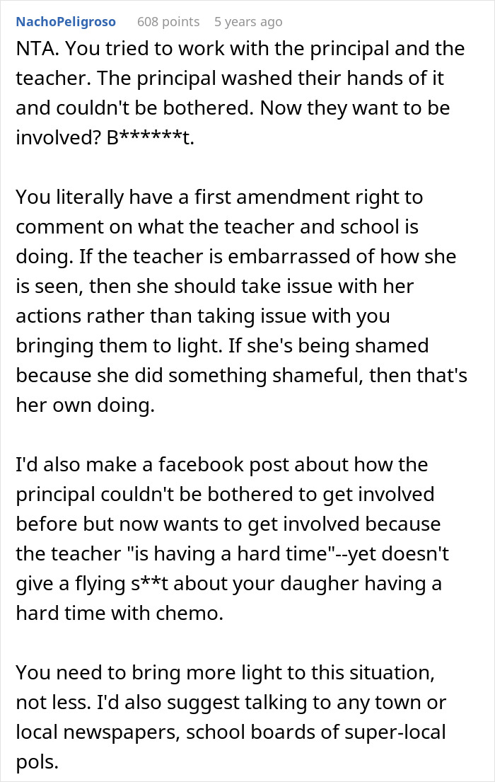 Screenshot of a comment advising the mom to continue blasting the school's response online about the risk of repeating grade. Screenshot of a comment advising the mom to continue blasting the school's response online about the risk of repeating grade.