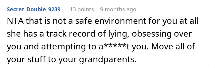 A screenshot of a Reddit comment supporting the 17YO who left home because her dad let his GF's creepy daughter move in.