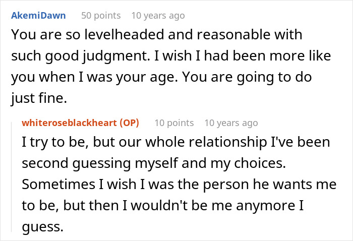 Screenshot of Reddit comments discussing an introverted GF's bad experience at a bar crawl for a birthday. Screenshot of Reddit comments discussing an introverted GF's bad experience at a bar crawl for a birthday.