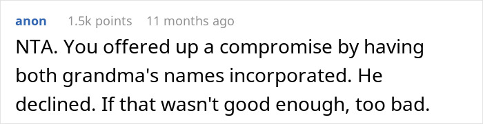 A Reddit comment suggesting the wife is NTA for offering a compromise incorporating both grandmas names, related to a husband wanting to honor his mom.