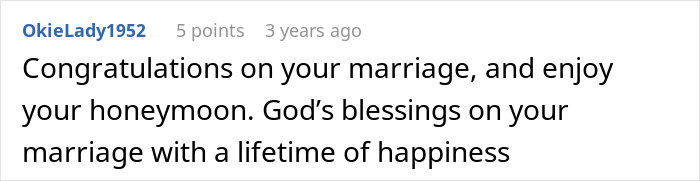Entitled Mom Wants All Eyes On Her And Her Daughter During Brothers Wedding, Gets Dragged Instead
