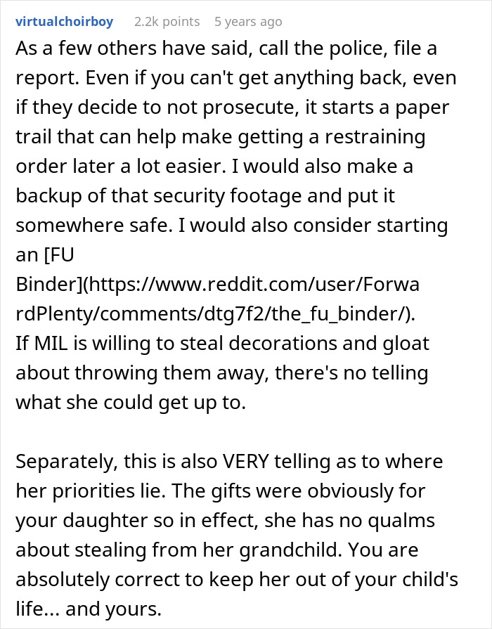 Porch Pirate Grandma Steals Baby’s Welcome Gifts After An Outburst Of Jealousy, Parents Shocked Porch Pirate Grandma Steals Baby’s Welcome Gifts After An Outburst Of Jealousy, Parents Shocked