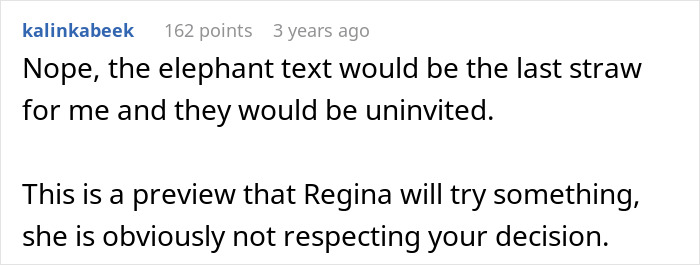 Entitled Mom Wants All Eyes On Her And Her Daughter During Brothers Wedding, Gets Dragged Instead