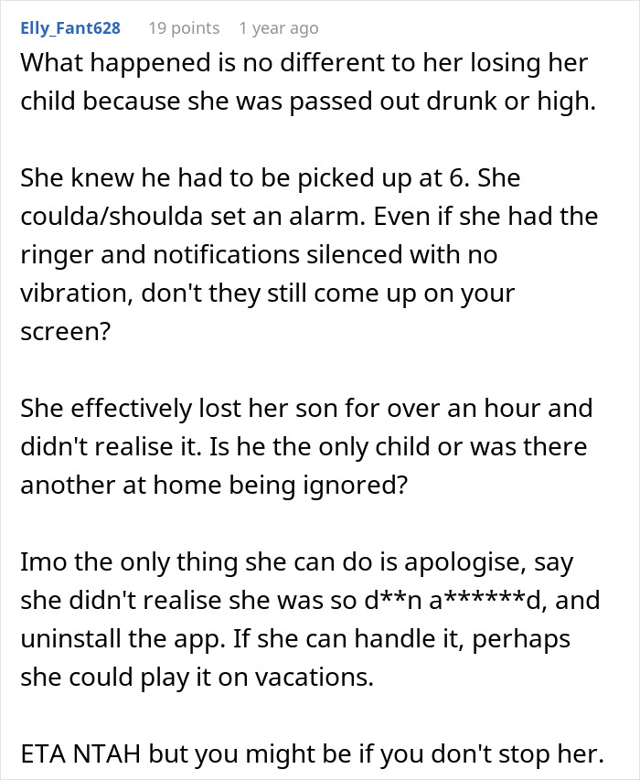 A screenshot of a comment about a woman's gaming problem, affecting her son and relationship.