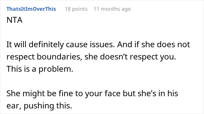 A Reddit comment advising a wife about her husband wanting to honor his mom, and not her.