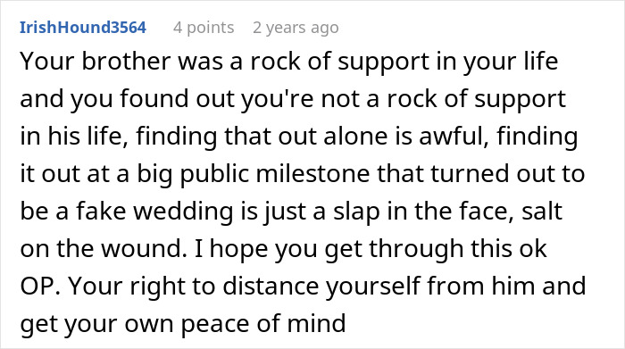 Woman Becomes Estranged From Beloved Brother After Fake Wedding Drama Destroys Trust Woman Becomes Estranged From Beloved Brother After Fake Wedding Drama Destroys Trust
