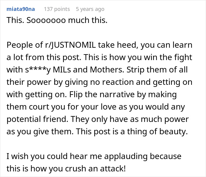 A comment offering advice on dealing with difficult mothers, like the bride's mom missing wedding photos.