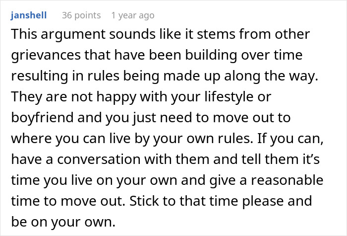 A screenshot of a comment advising the woman to leave home and live by her own rules.
