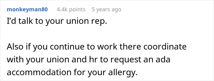Woman Has Allergy Emergency, Can't Believe Manager's Reaction Woman Has Allergy Emergency, Can't Believe Manager's Reaction