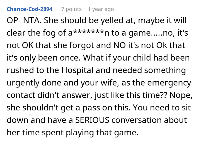 A comment criticizing the woman's gaming problem and its impact, urging a serious conversation.