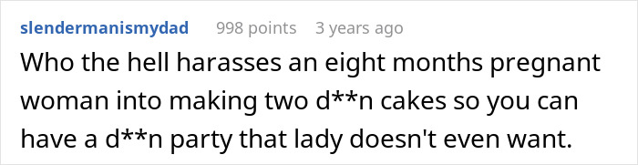 Reddit comment criticizing pressuring pregnant woman to make cakes for gender reveal Reddit comment criticizing pressuring pregnant woman to make cakes for gender reveal