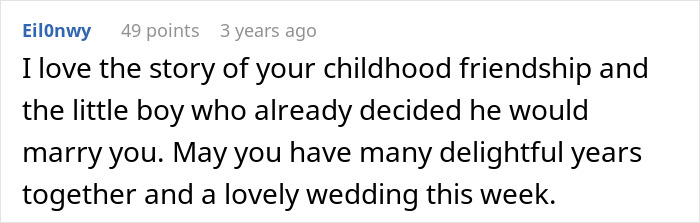 Entitled Mom Wants All Eyes On Her And Her Daughter During Brothers Wedding, Gets Dragged Instead