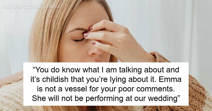 Entitled Mom Wants All Eyes On Her And Her Daughter During Brothers Wedding, Gets Dragged Instead