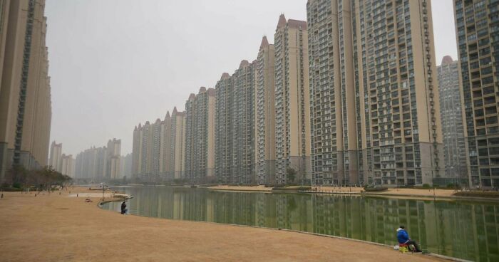 132 Pictures Of ‘Urban Hell’ That Have No Soul And Are Weirdly Eerie (New Pics)