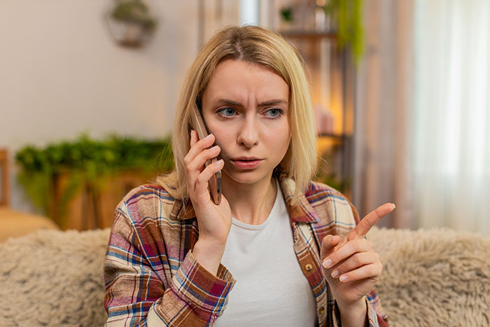 Dad Breaks Down In Tears As Kids Feel They Don't Have A Father, Tries To Pin The Blame On Ex Instead Dad Breaks Down In Tears As Kids Feel They Don't Have A Father, Tries To Pin The Blame On Ex Instead