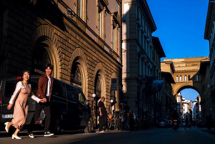 80 Street Photos By Dan Morris That Capture Cities From Perspectives Most People Miss