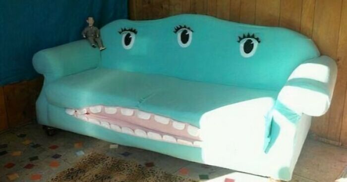 67 Couches That Would Make Any Interior Designer Want To Lie Down, But Not On Them