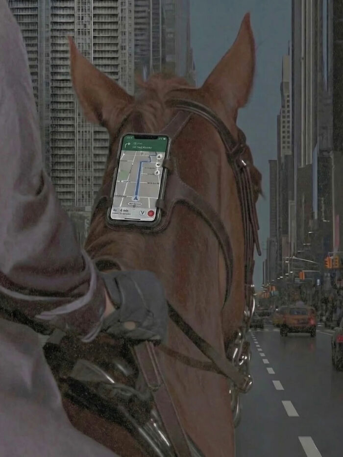 A horse with a smartphone on its head showing a map, riding through a city, a great photo that became a legend.