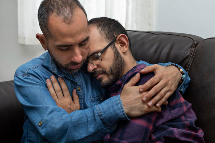 Straight Guy Bearhugs Male Friend Having Mental Breakdown, GF Accuses Him Of Cheating, He's Shocked