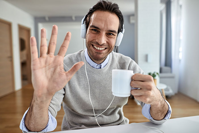Wife Discovers Hubby's Secret Calls With His Ex, Finally Understands Why She Always Feels Invisible Wife Discovers Hubby's Secret Calls With His Ex, Finally Understands Why She Always Feels Invisible