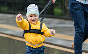 Grandma Karen Unhooks Autistic Child’s Harness At Theme Park, Faces Consequences She Didn’t Expect