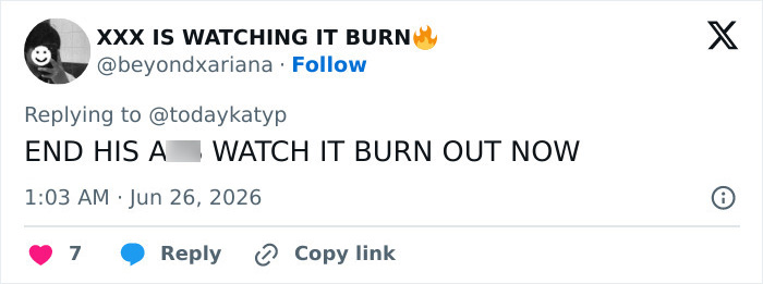 Screenshot of a tweet by @beyondxariana about Katy Perry and Orlando Bloom, showing backlash and a horrifying new video.