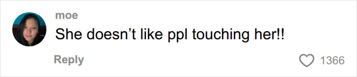 A social media comment from moe stating Kristen Stewart dislikes people touching her, related to invading personal space.