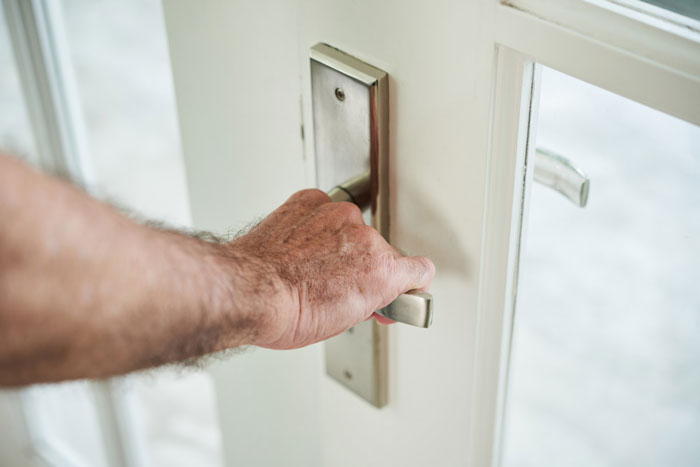 "Lesson Learned": BF Keeps Forgetting To Lock Home Door, GF Proved Right After Shocking Break In
