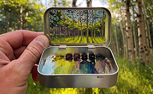 50 Tiny Paintings Hidden Inside Altoid Tins By This Remarkably Skilled Artist (New Pics)
