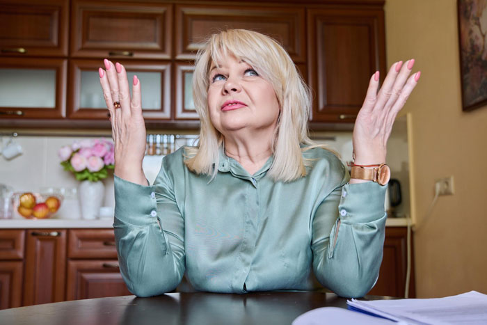 Delulu Mom Wants A Perfect Blended Family, Throws A Hissy Fit When Kids Reject Her Ideology Delulu Mom Wants A Perfect Blended Family, Throws A Hissy Fit When Kids Reject Her Ideology
