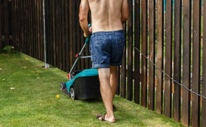 Insecure Neighbor Shocks Guy With His Audacity, Comes Up With A Plan To Annoy Him Even More