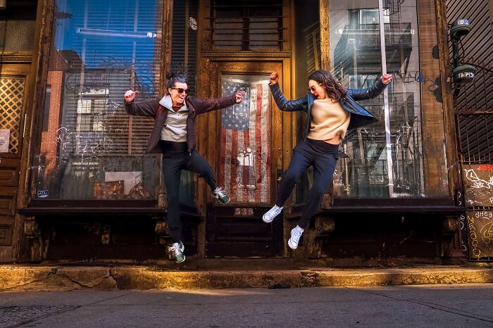80 Street Photos By Dan Morris That Capture Cities From Perspectives Most People Miss