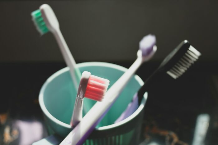 64 People Share The Most Disgusting Habits Their Partners Have And It Gets Pretty Icky