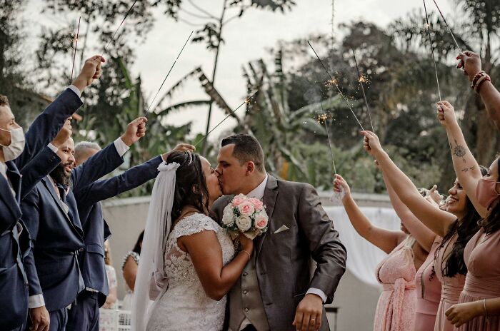 77 Wedding Guest Horror Stories That Left Couples Speechless