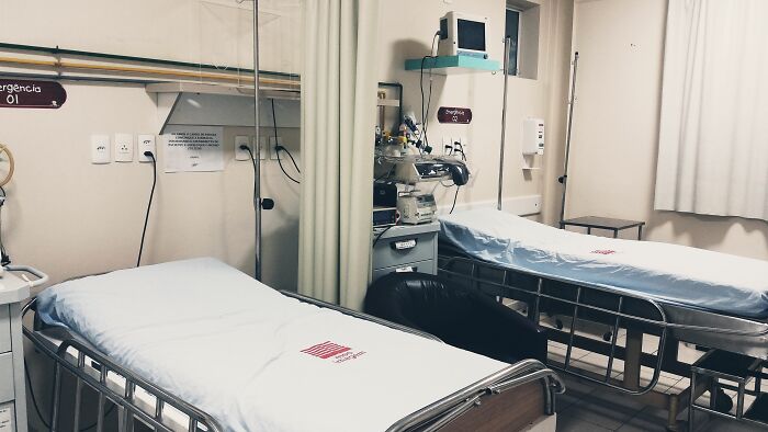 54 Creepy Things Hospital Staff Have Witnessed That Sound Straight Out Of A Horror Movie