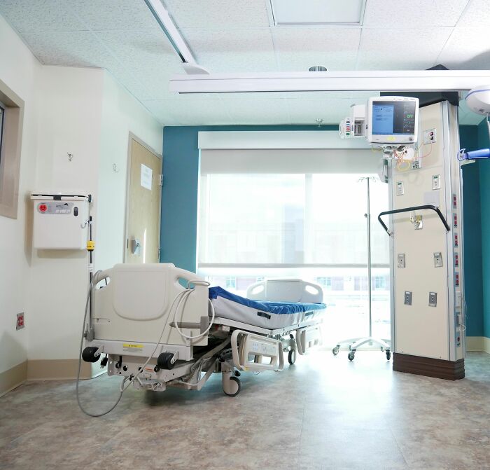 54 Creepy Things Hospital Staff Have Witnessed That Sound Straight Out Of A Horror Movie