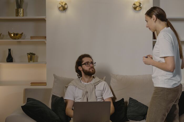 63 Examples Of Men Thinking Their “Turn-Offs” Were Normal And Not Out Of Touch