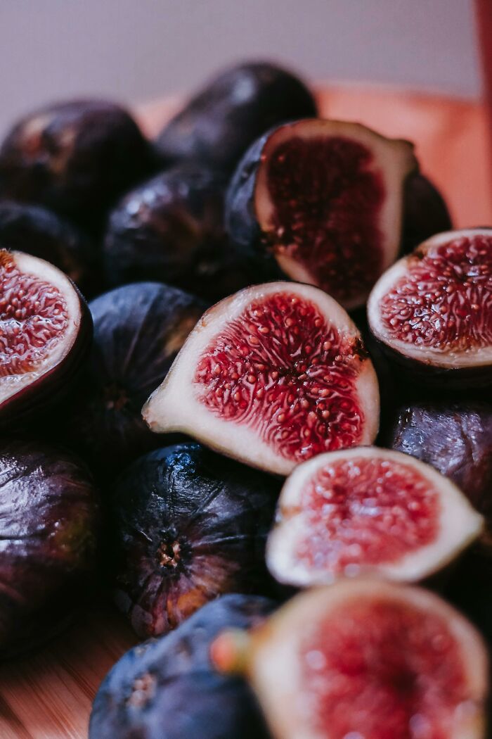 Fresh ripe figs cut open revealing red interior food facts
