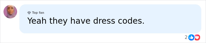 A social media user agrees that airlines have dress codes, explaining why a fitness influencer was denied boarding for her outfit.